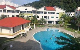 Walking Distance To The Beach, Pangkor